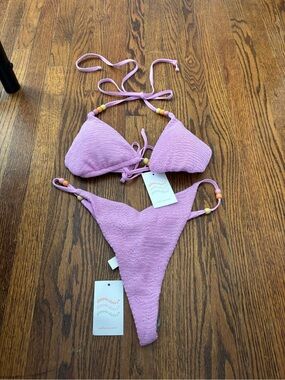 Dippin Daisys Bikini Set